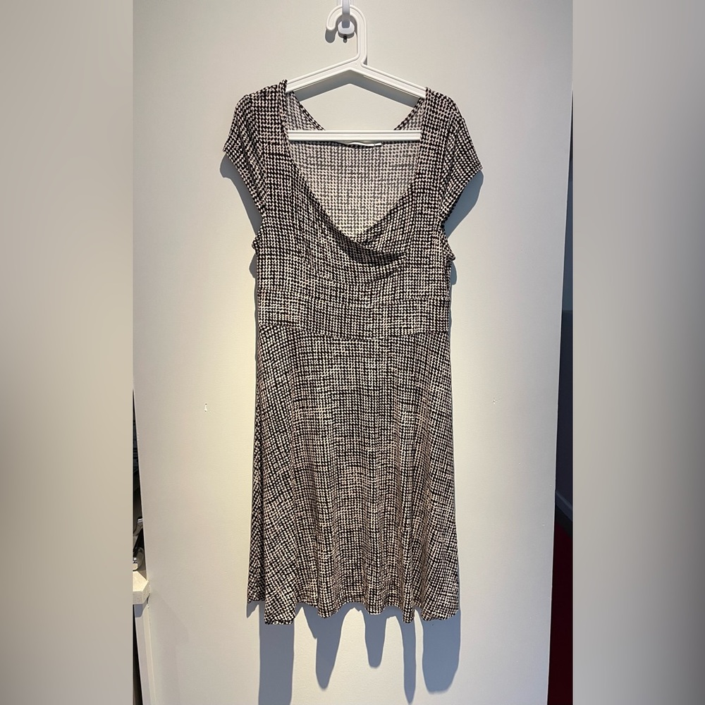 La fee Maraboutee dress very flattering
